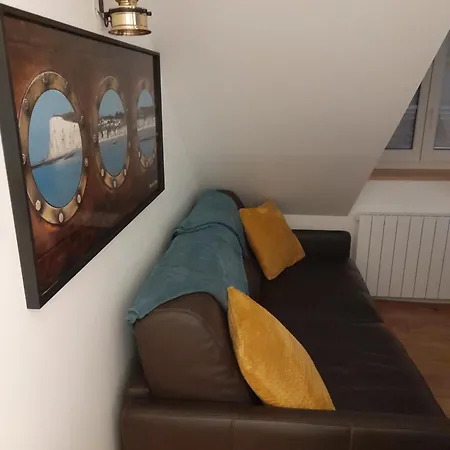 Appartement L'albizia A 20m De La 3eme Etage, Renove, 2 Personnes Et Animaux - Wifi *